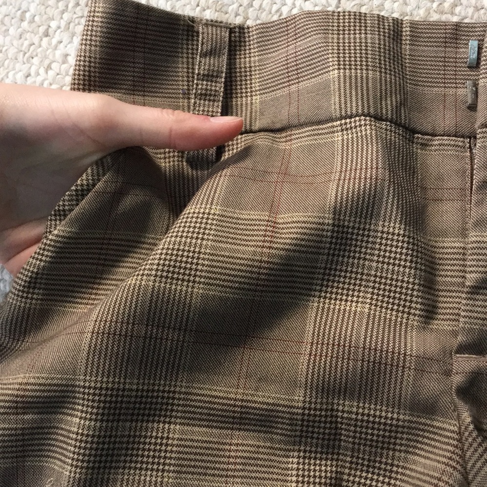 Gap Plaid Shorts - Picture 4 of 8